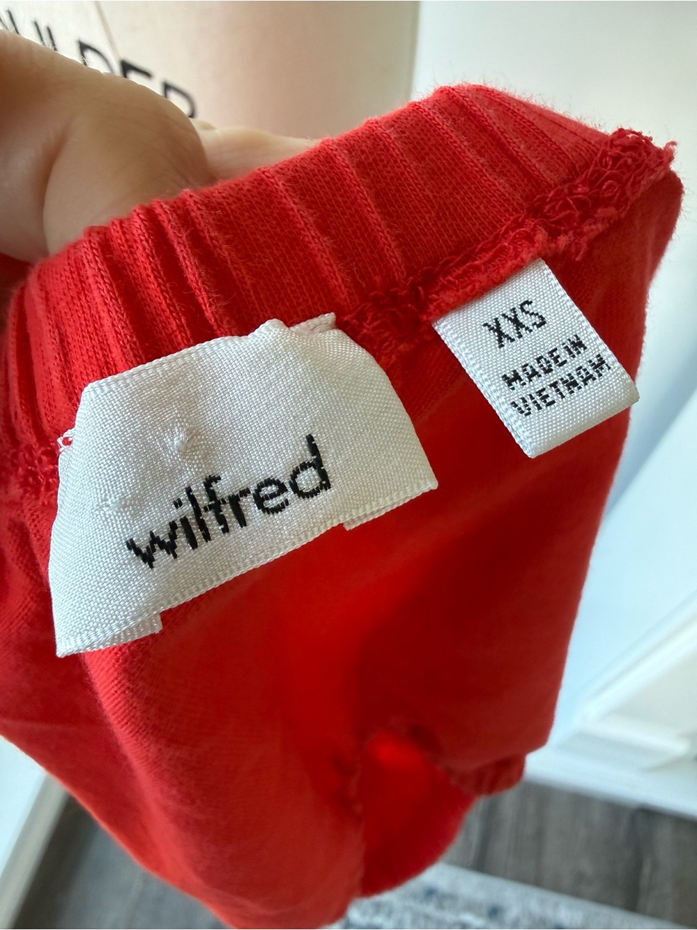 Aritzia Wilfred Red Off-Shoulder Crop Top - Picture 3 of 4